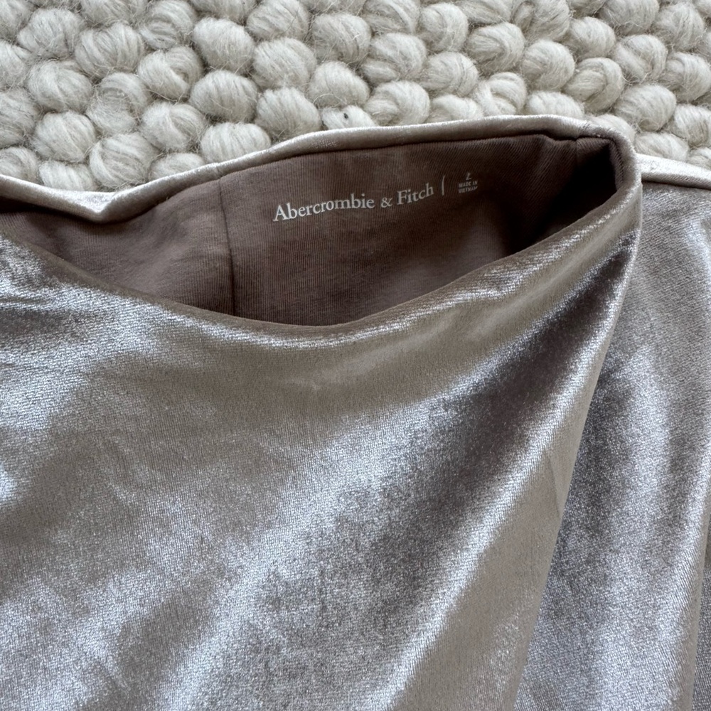 Abercrombie & Fitch Silver/Beige Top - Picture 4 of 5